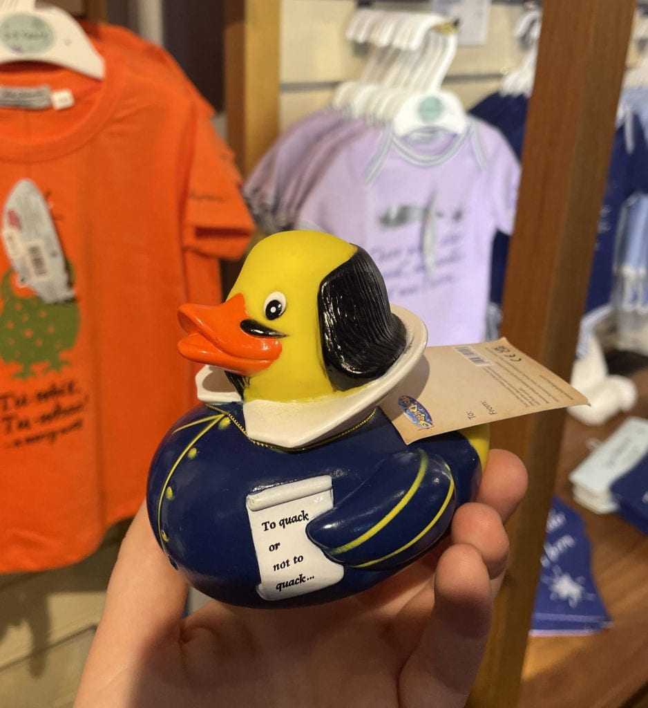 A rubber duck that looks like William Shakespeare and reads "To Quack or not to Quack"